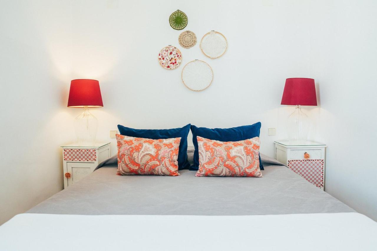 Dona Fina Guest House Mirandela Ngoại thất bức ảnh