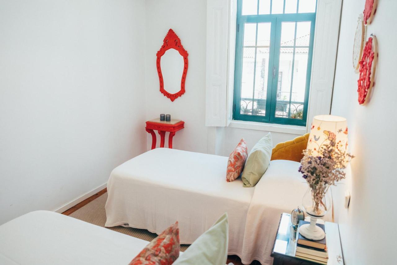 Dona Fina Guest House Mirandela Ngoại thất bức ảnh